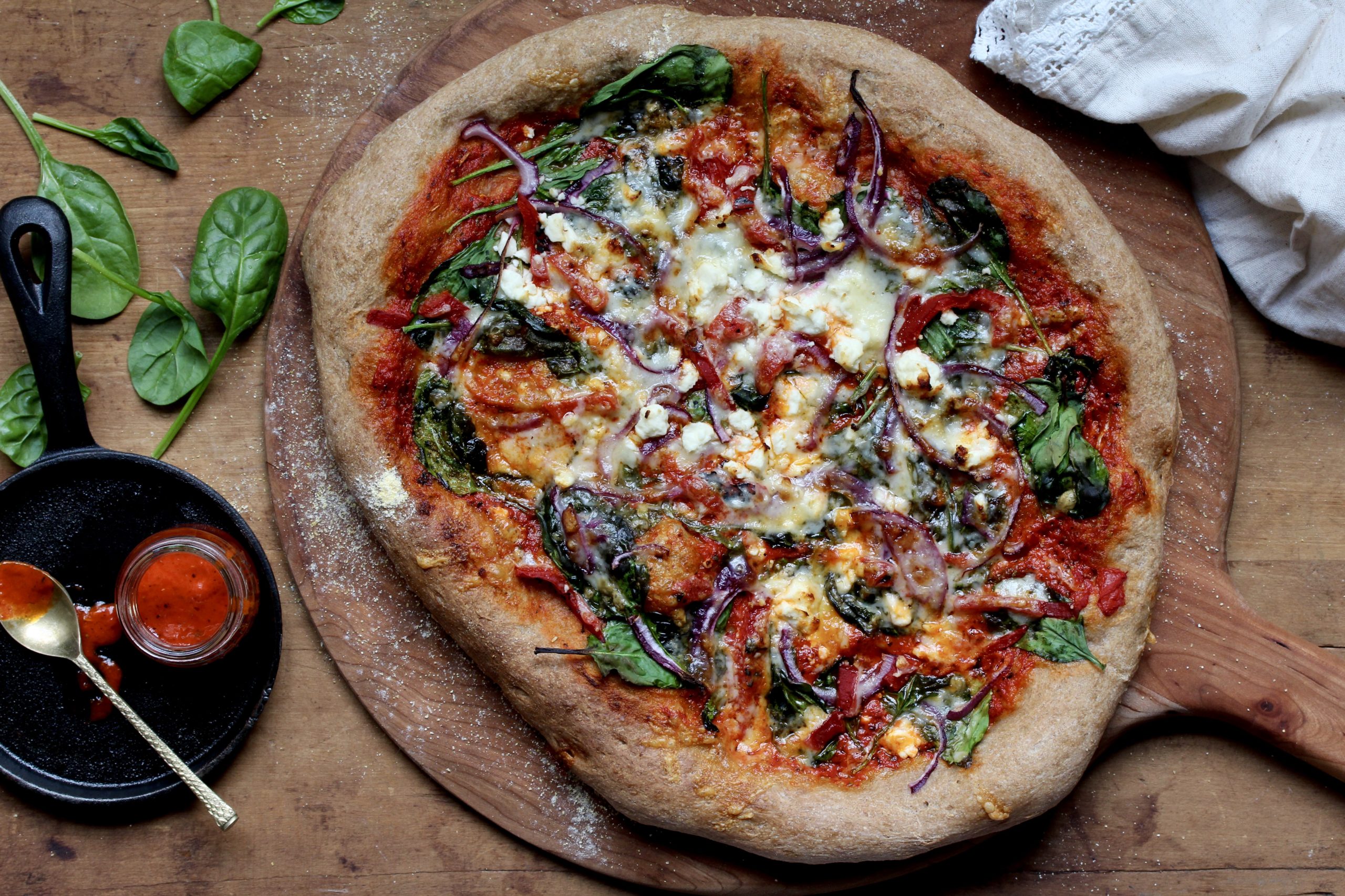 Roasted red pepper pizza with rocket